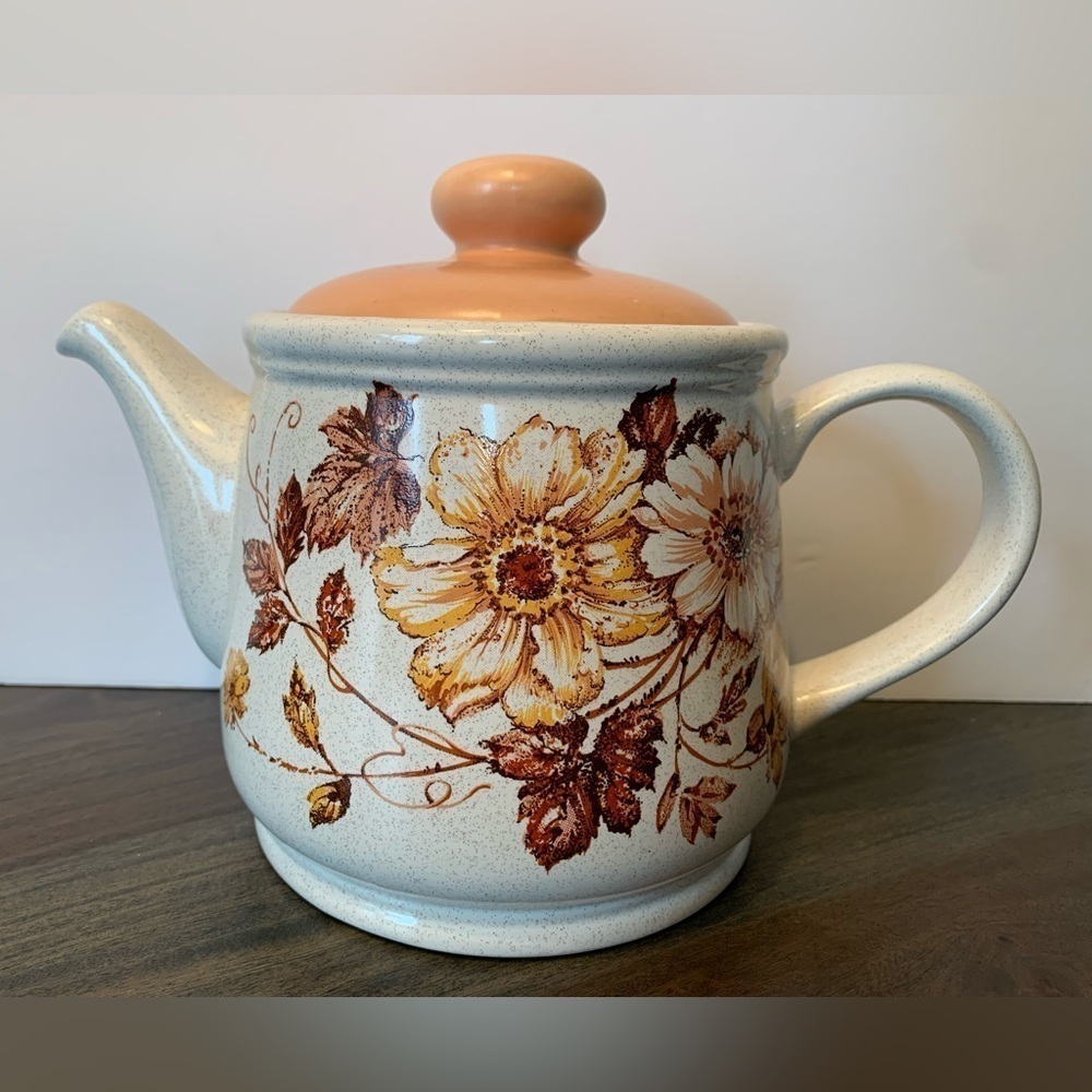 Sadler Teapot Brown Flowers Leaves Vintage Made in England Beige Lid Retro